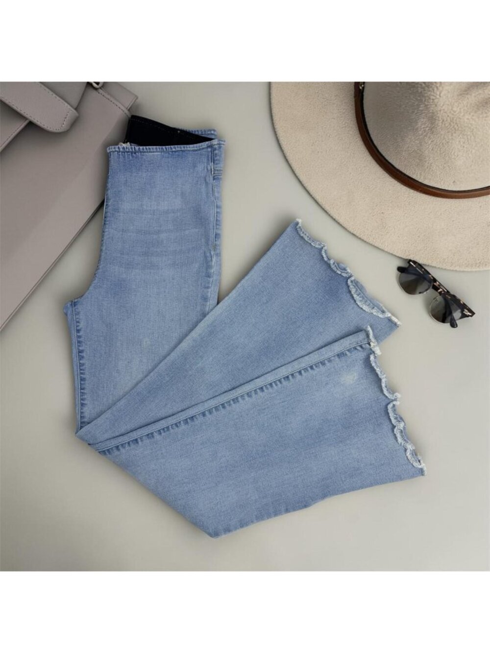 Knox Rose Light Wash Flare Jeans With Raw Hem & Elastic Waist Size 10